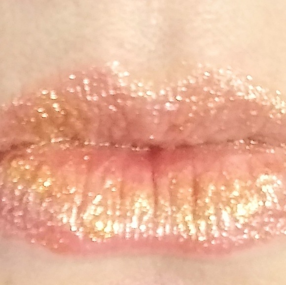 Ultra Gold Glitter GLOSS - Picture 4 of 6